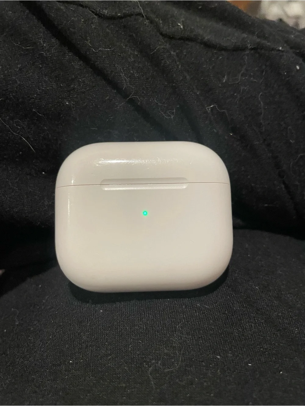 Apple White Earbud Headphones - Open-Ear Design